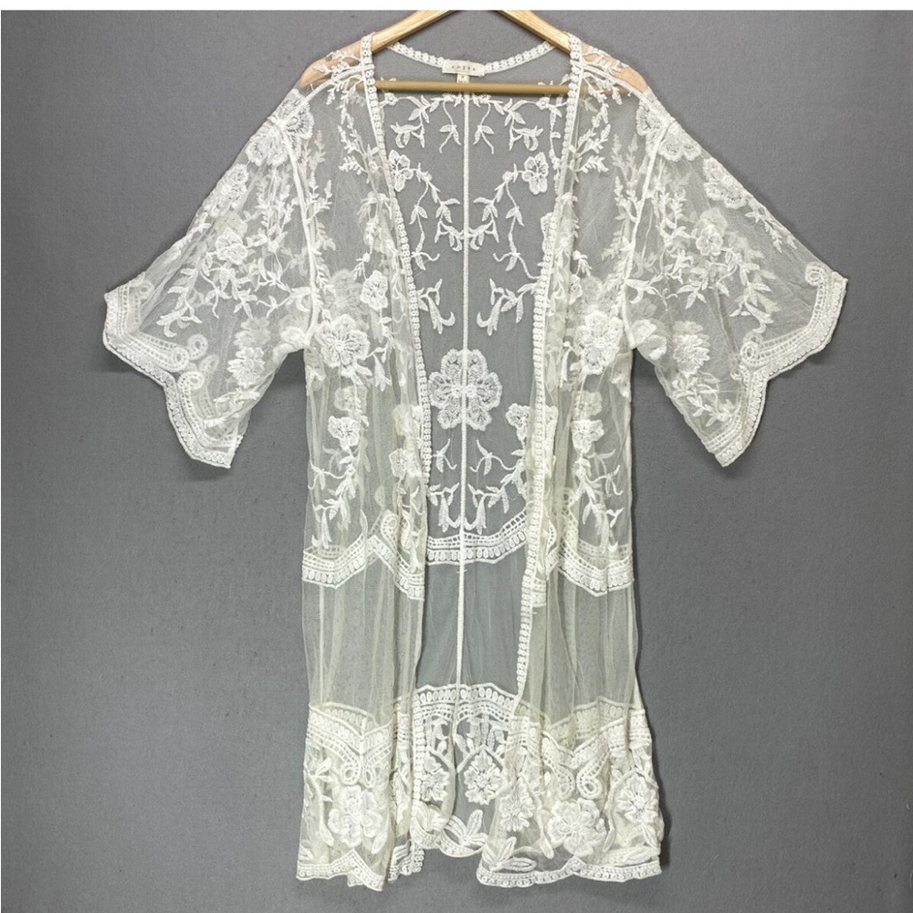 Dizzy Sheer Floral Lace Robe - Cream